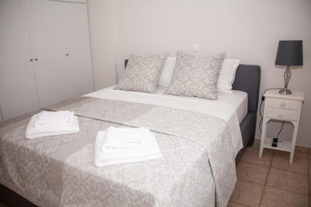 Olive House Apartment Kalamata Ngoại thất bức ảnh