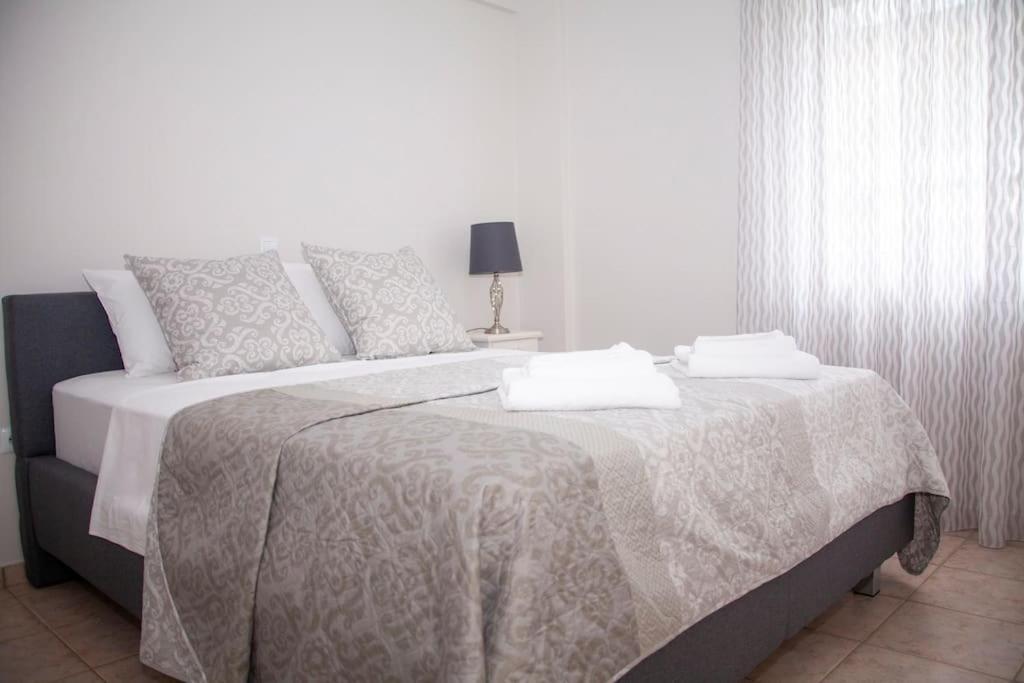 Olive House Apartment Kalamata Ngoại thất bức ảnh